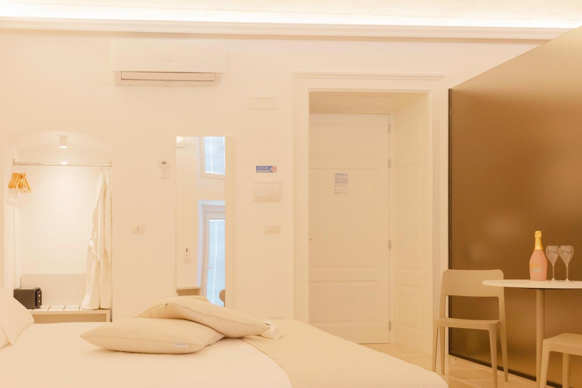 Relais La Muraglia - Luxury Rooms Molfetta Kültér fotó